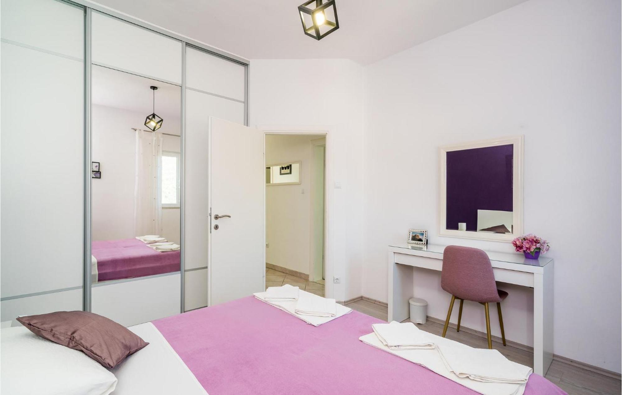 Cozy Apartment In Zaton Veliki With Kitchen Bagian luar foto